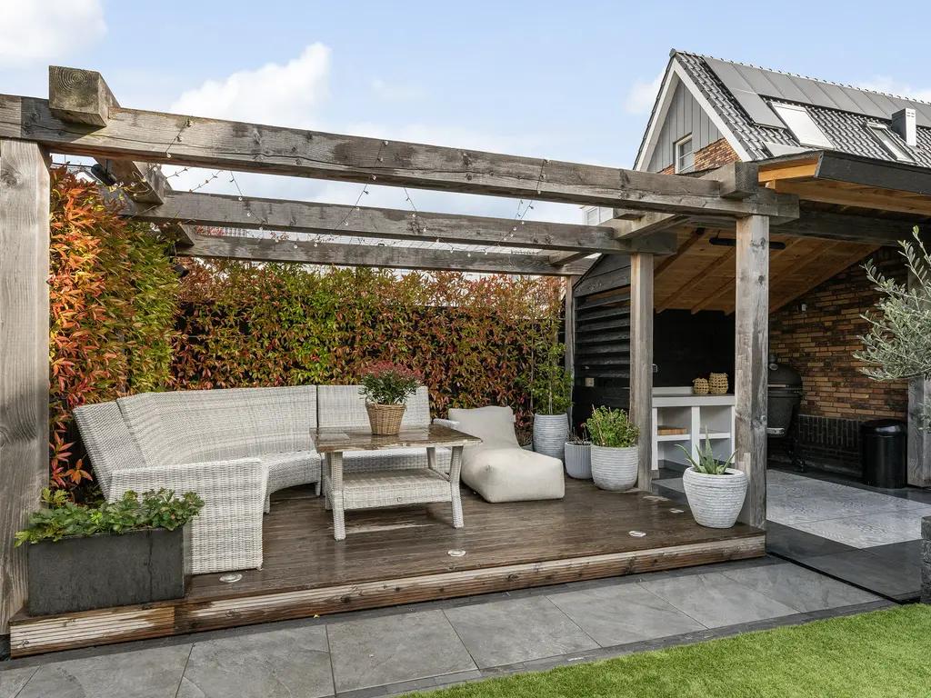 Witzand 7, NAALDWIJK