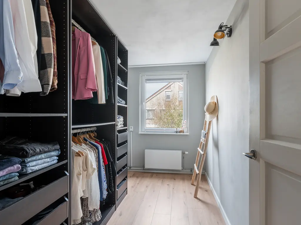 Laan van Delfland 26, MONSTER