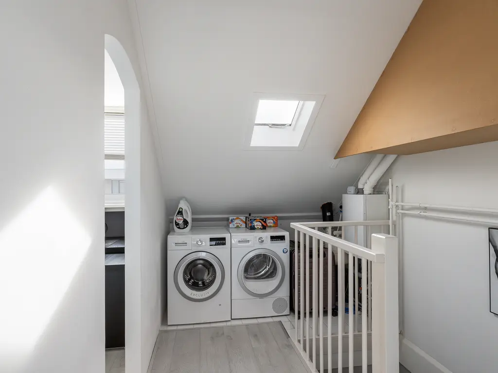 Laan van Delfland 26, MONSTER