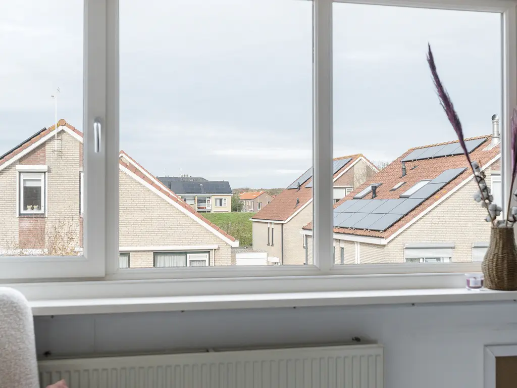 Laan van Delfland 26, MONSTER