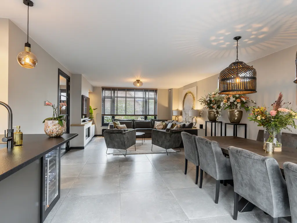 van de Kasteelestraat 117, 'S-GRAVENZANDE