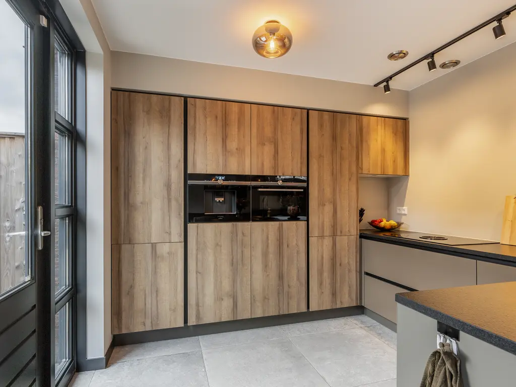 van de Kasteelestraat 117, 'S-GRAVENZANDE