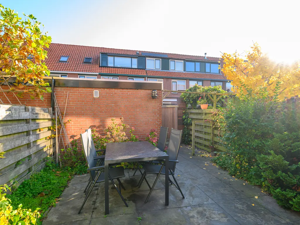 Paardenbloem 30, NAALDWIJK