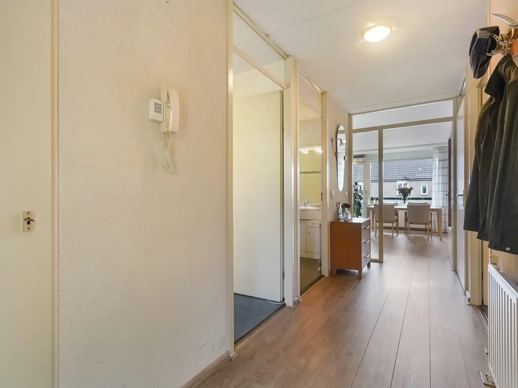 Hellendaalweg 22, 'S-GRAVENZANDE