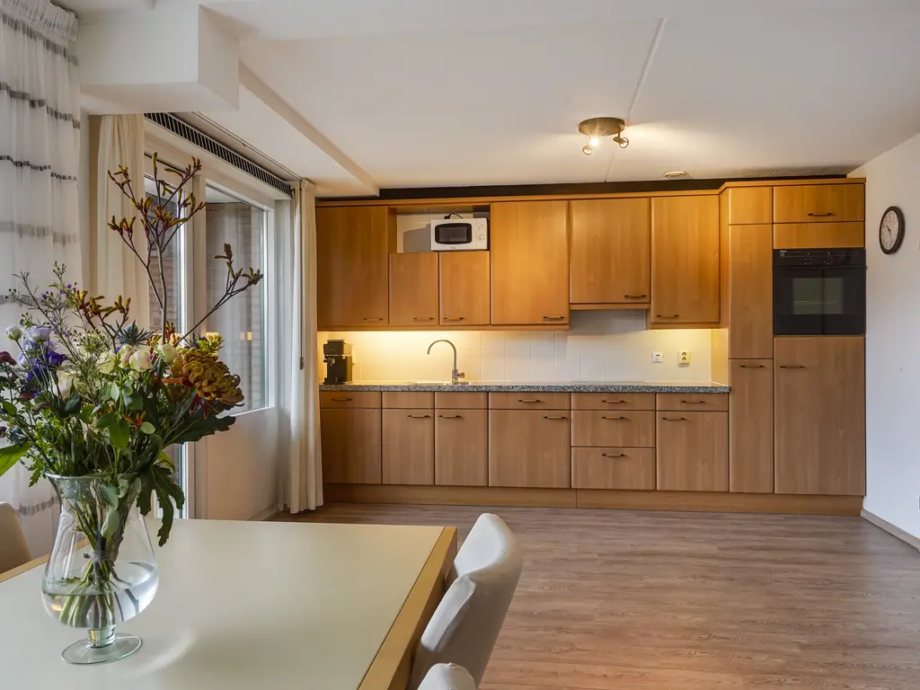 Hellendaalweg 22, 'S-GRAVENZANDE