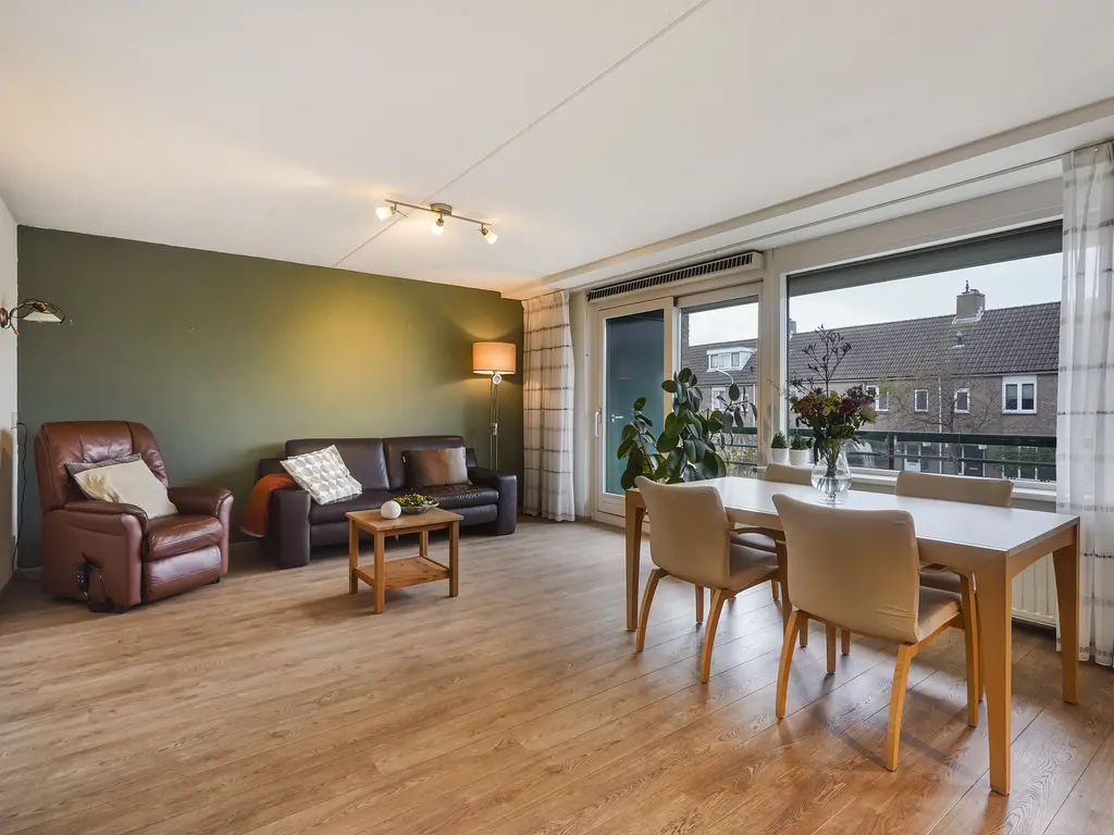 Hellendaalweg 22, 'S-GRAVENZANDE