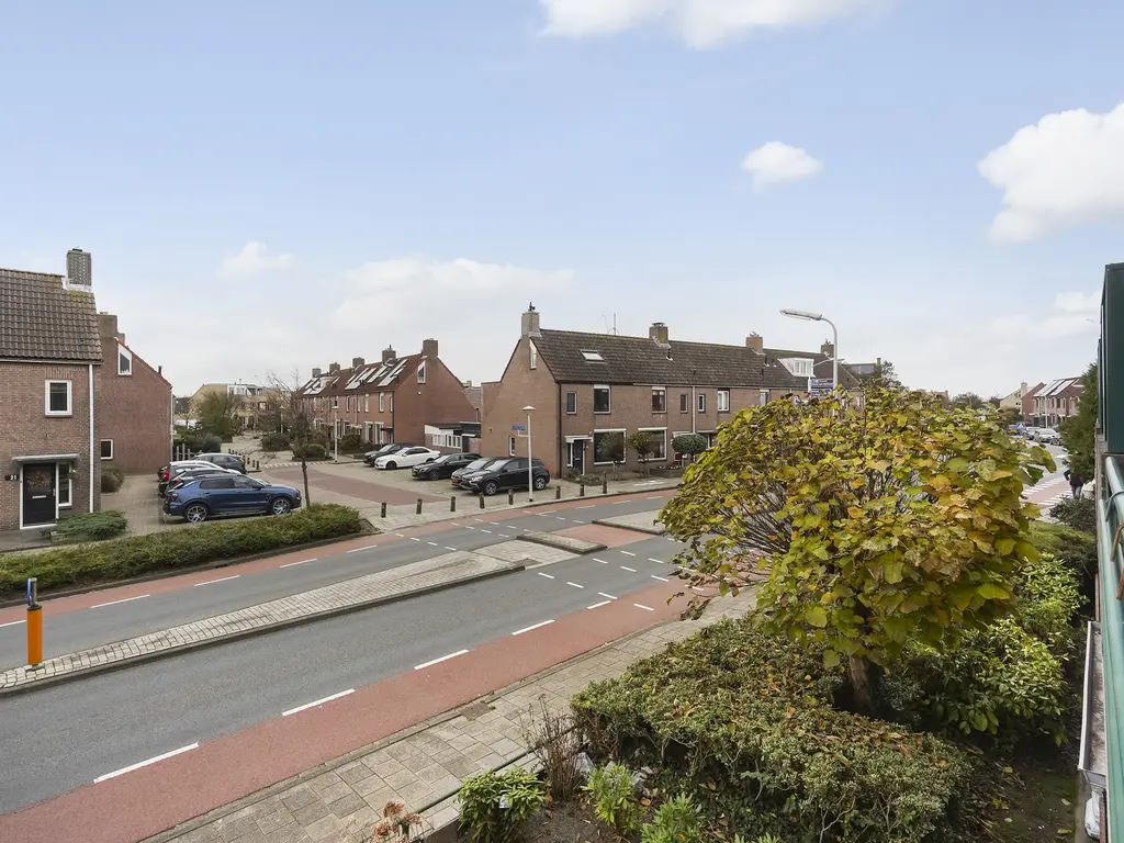 Hellendaalweg 22, 'S-GRAVENZANDE