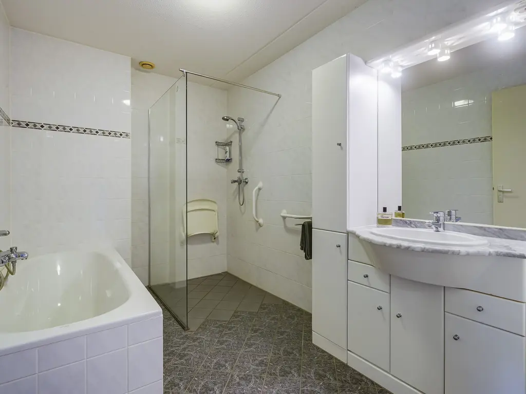 Hellendaalweg 22, 'S-GRAVENZANDE