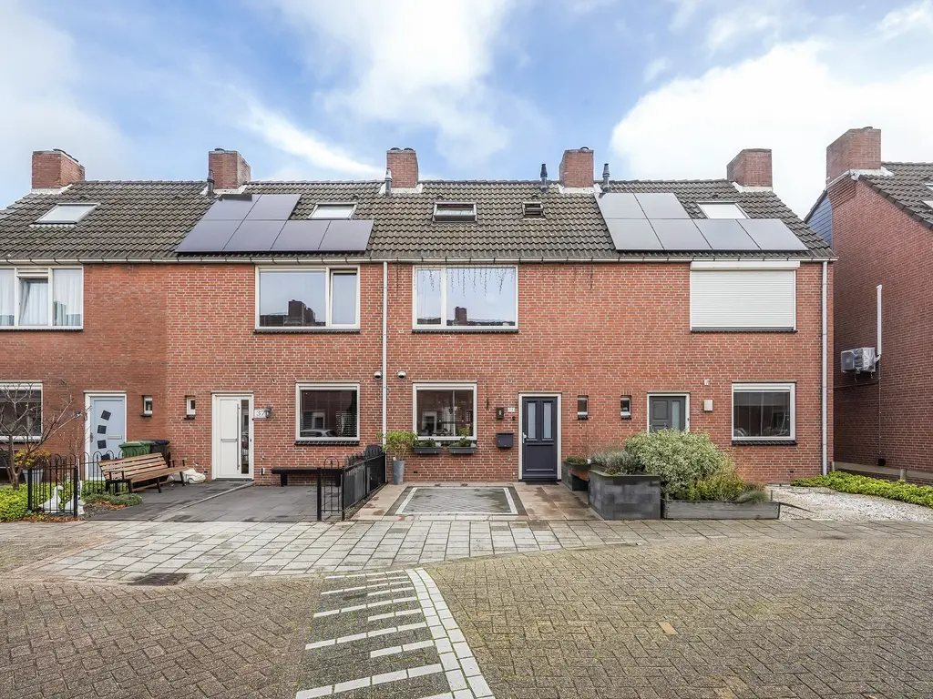 Heliotroop 39, 'S-GRAVENZANDE