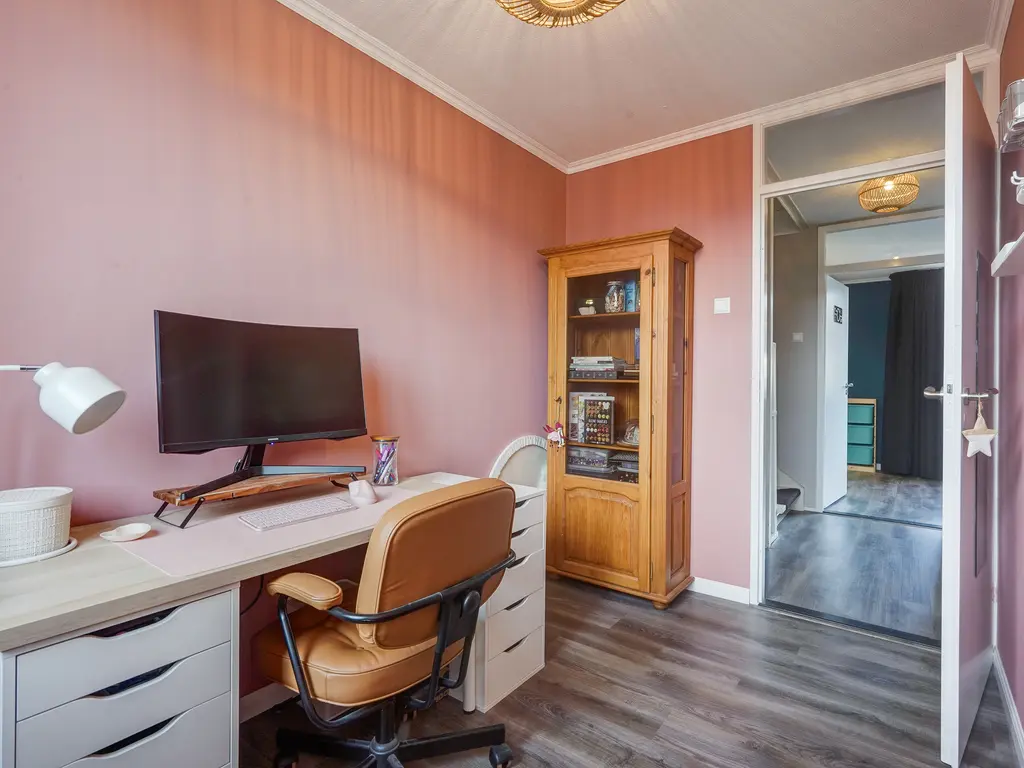 Heliotroop 39, 'S-GRAVENZANDE