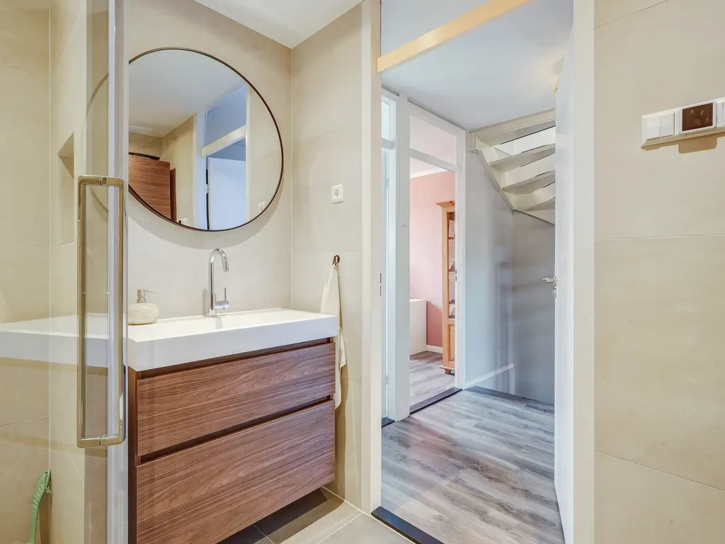 Heliotroop 39, 'S-GRAVENZANDE