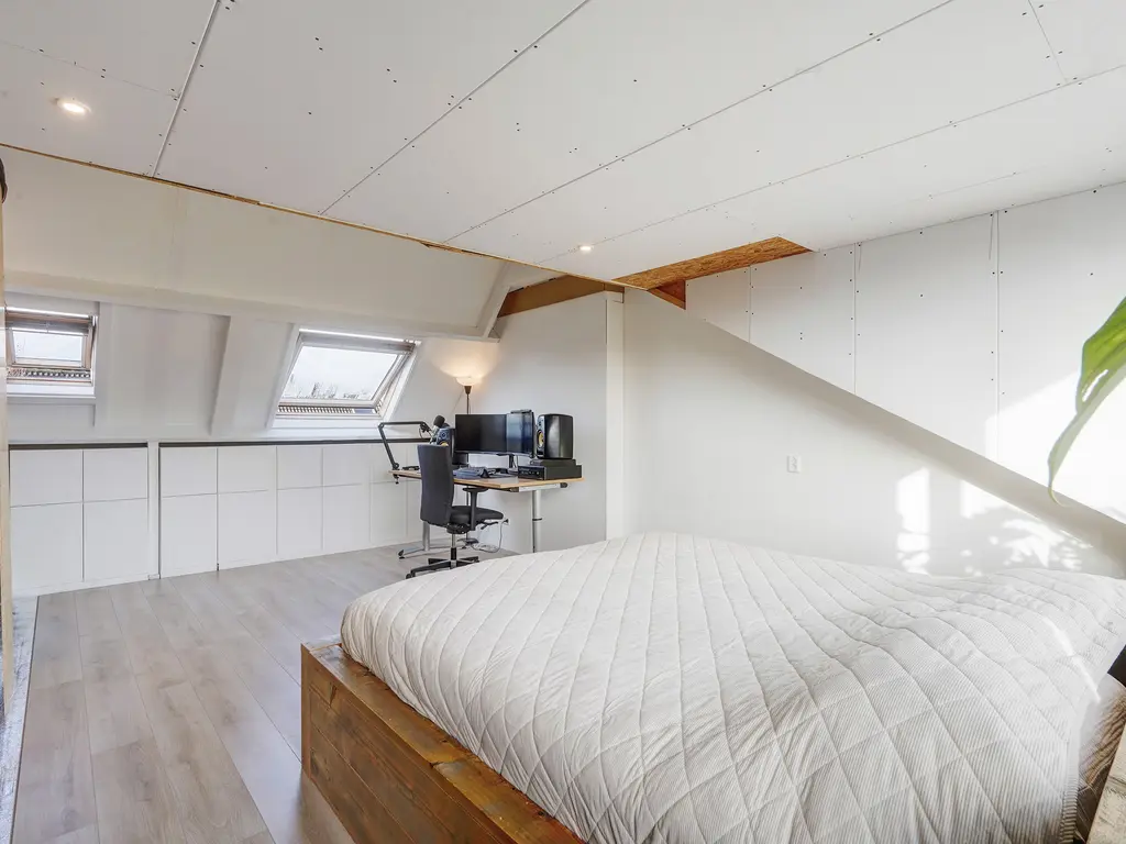 Heliotroop 39, 'S-GRAVENZANDE