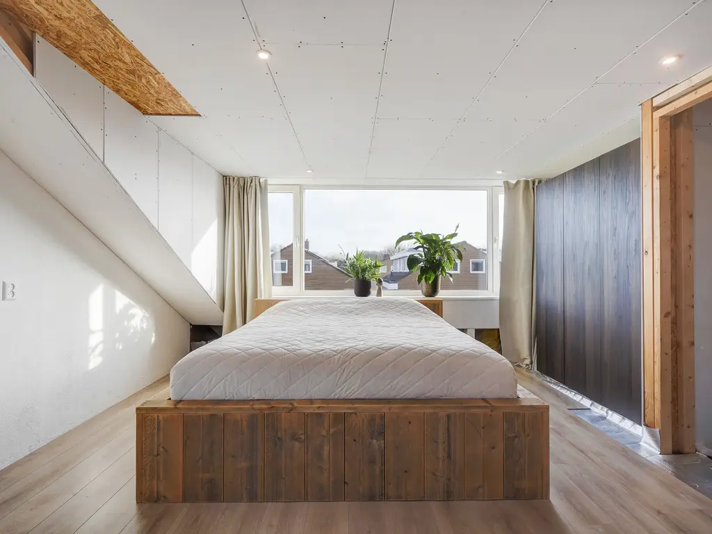 Heliotroop 39, 'S-GRAVENZANDE