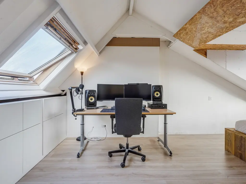 Heliotroop 39, 'S-GRAVENZANDE