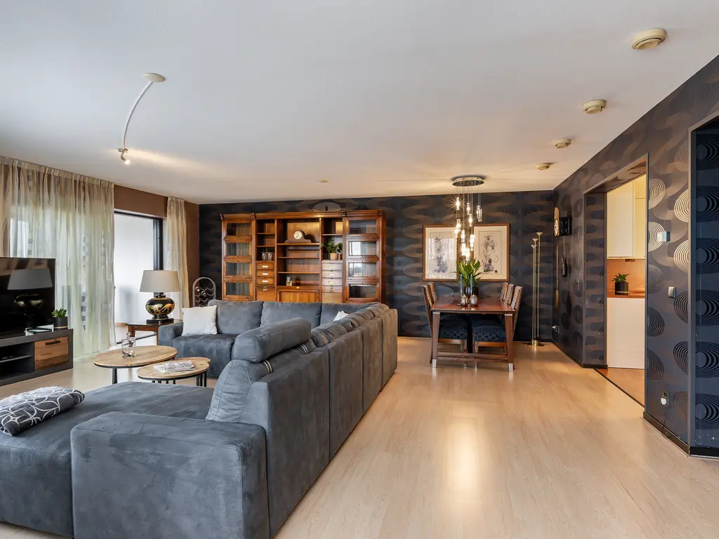 Peter van Anrooylaan 195, MAASSLUIS