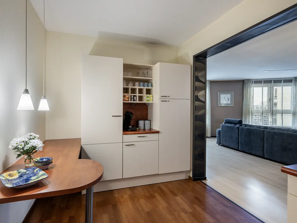 Peter van Anrooylaan 195, MAASSLUIS