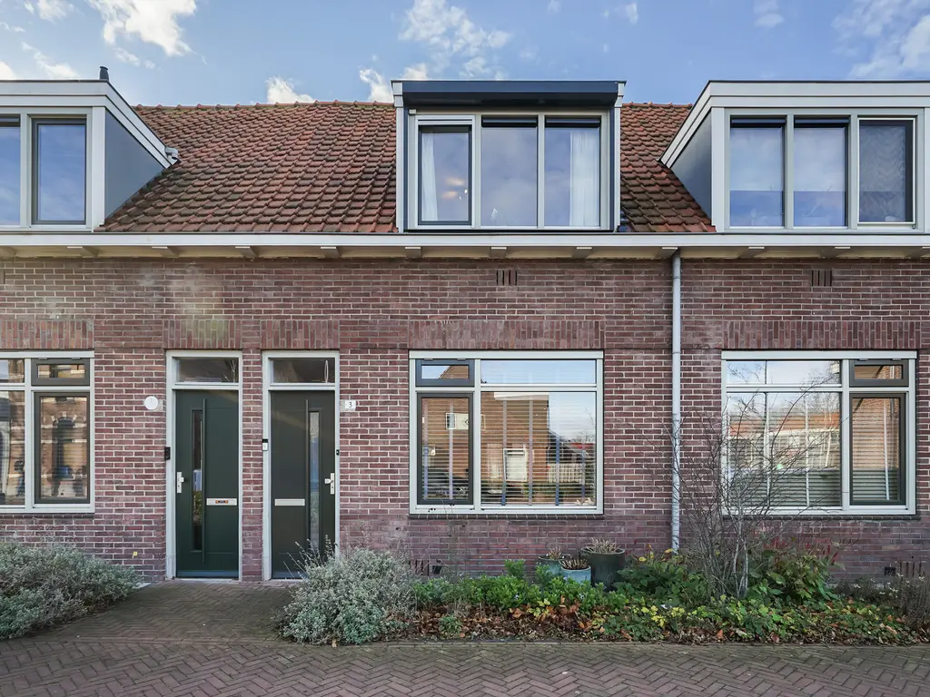 Van Deursenstraat 3, NAALDWIJK