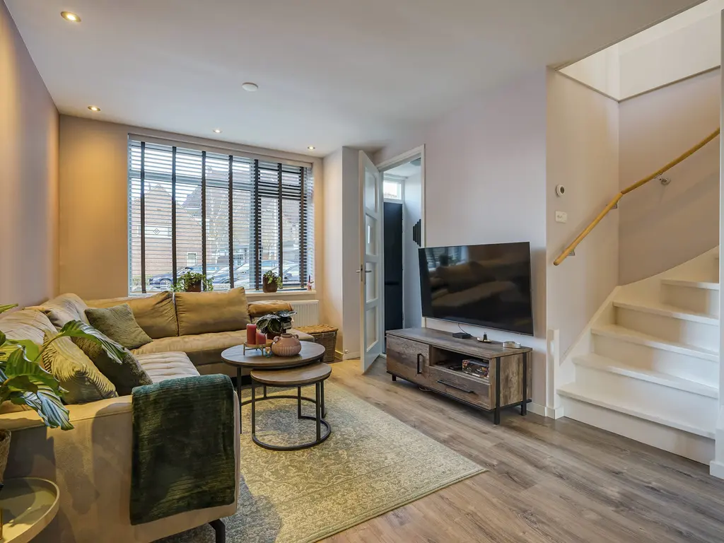 Van Deursenstraat 3, NAALDWIJK