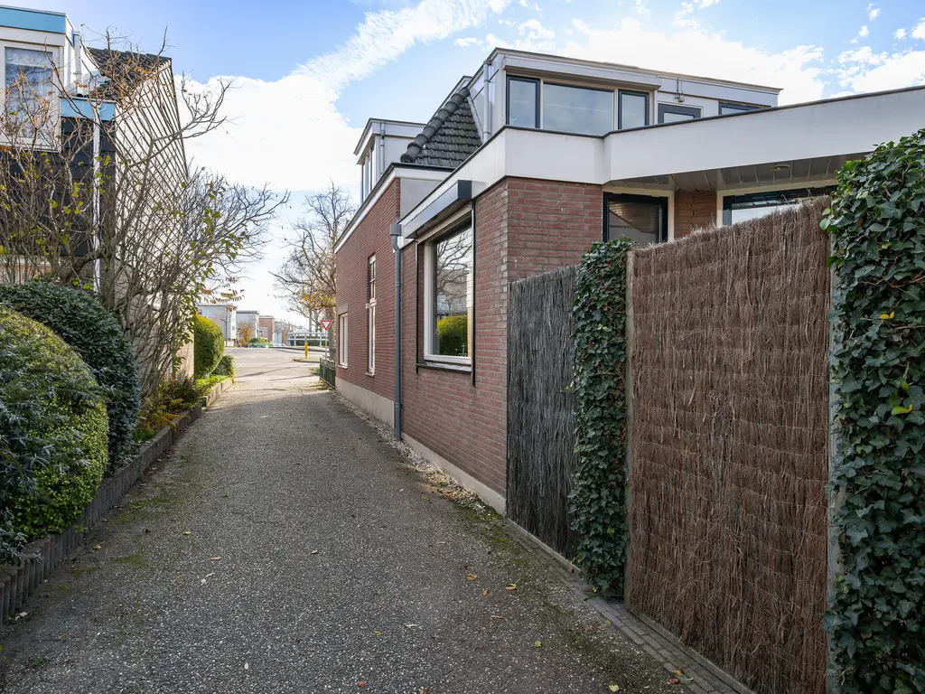 Dijkweg 77A, NAALDWIJK