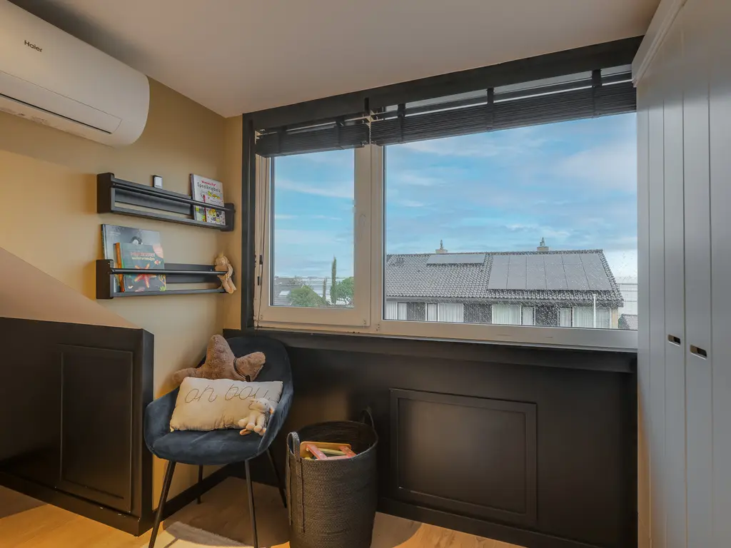 Heenweg 29, 'S-GRAVENZANDE