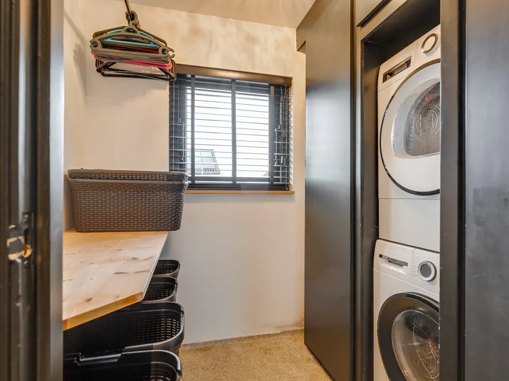 Heenweg 29, 'S-GRAVENZANDE