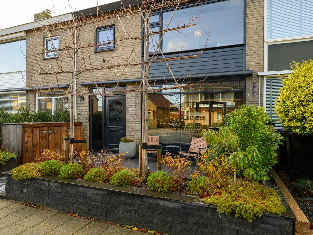 Heenweg 29, 'S-GRAVENZANDE