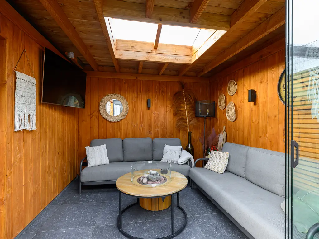 Heenweg 29, 'S-GRAVENZANDE