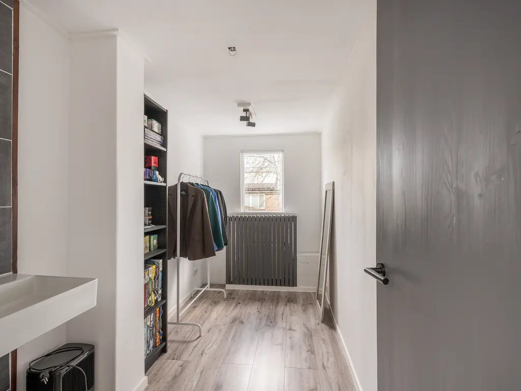 Naaldwijkseweg 160, 'S-GRAVENZANDE