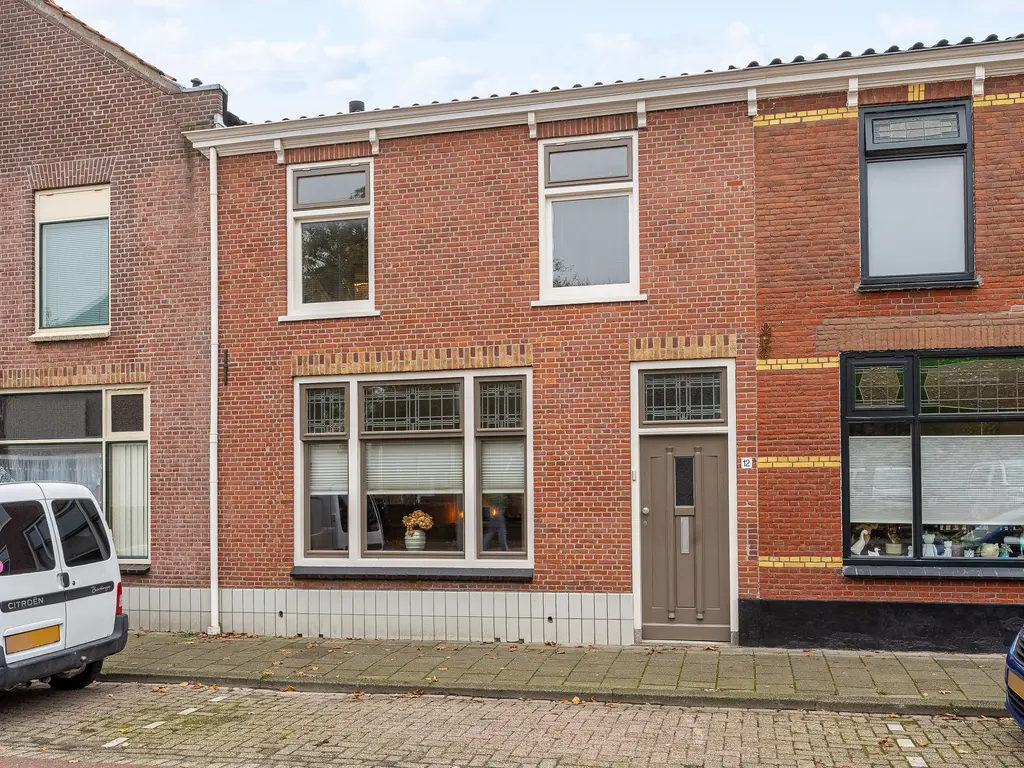Oudelandstraat 12, 'S-GRAVENZANDE