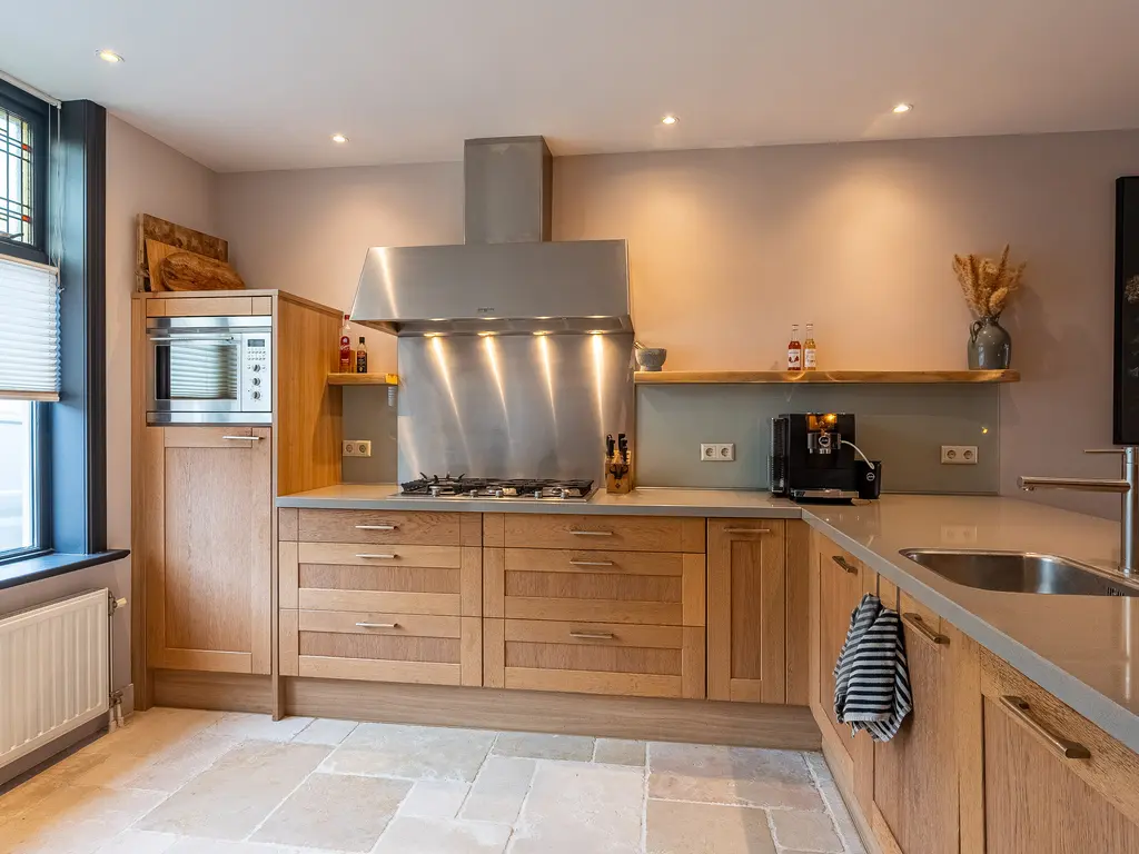 Oudelandstraat 12, 'S-GRAVENZANDE