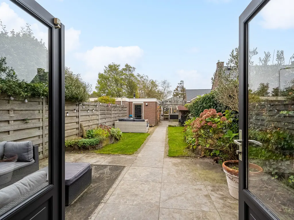 Oudelandstraat 12, 'S-GRAVENZANDE