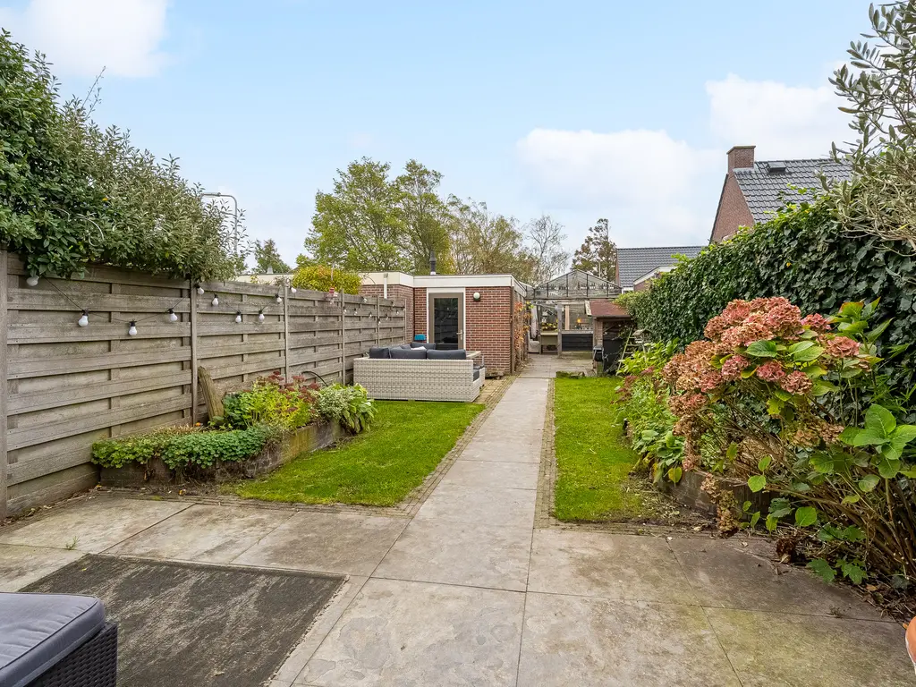 Oudelandstraat 12, 'S-GRAVENZANDE