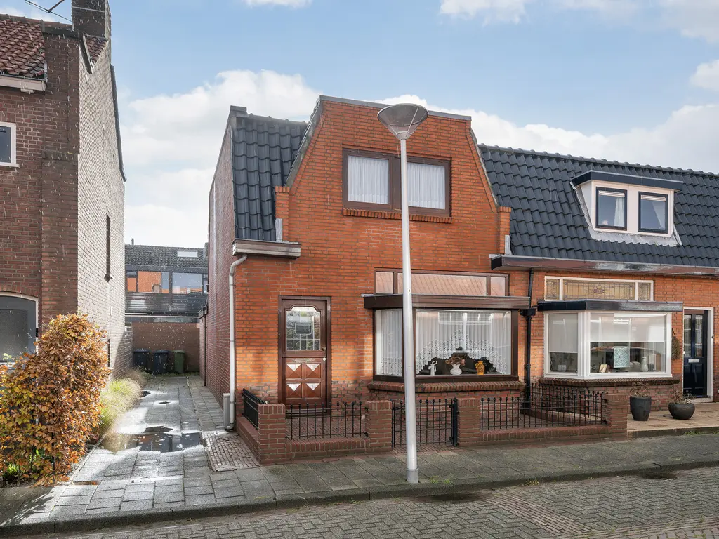 Prof. van Arkelstraat 21, 'S-GRAVENZANDE