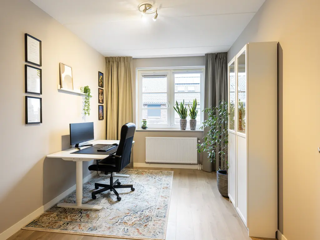 Zandheuvelweg 84, NAALDWIJK