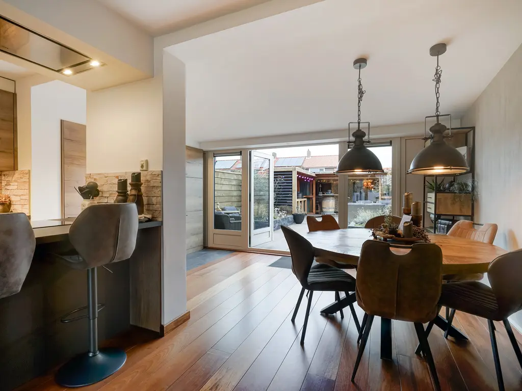 Perenstraat 17, NAALDWIJK