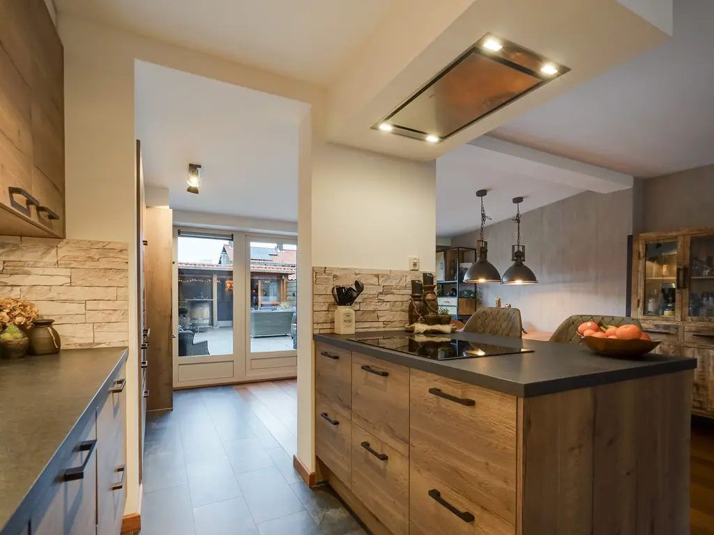 Perenstraat 17, NAALDWIJK