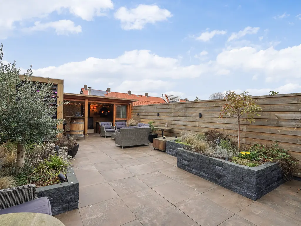 Perenstraat 17, NAALDWIJK