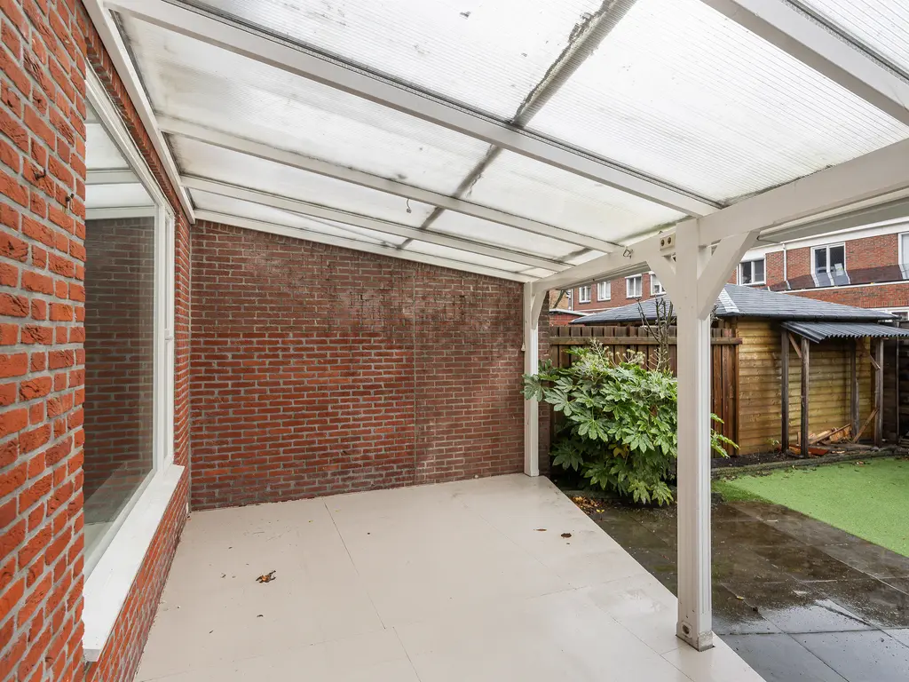 Fresiastraat 8, NAALDWIJK