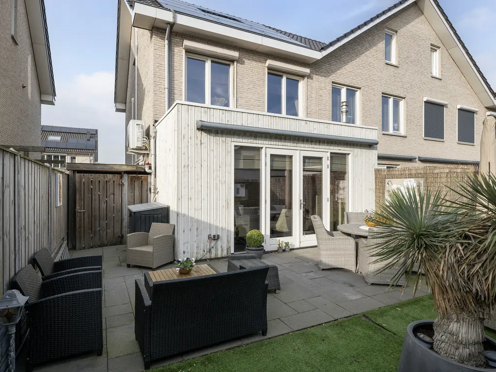 Leen van der Houwenstraat 38, HOEK VAN HOLLAND