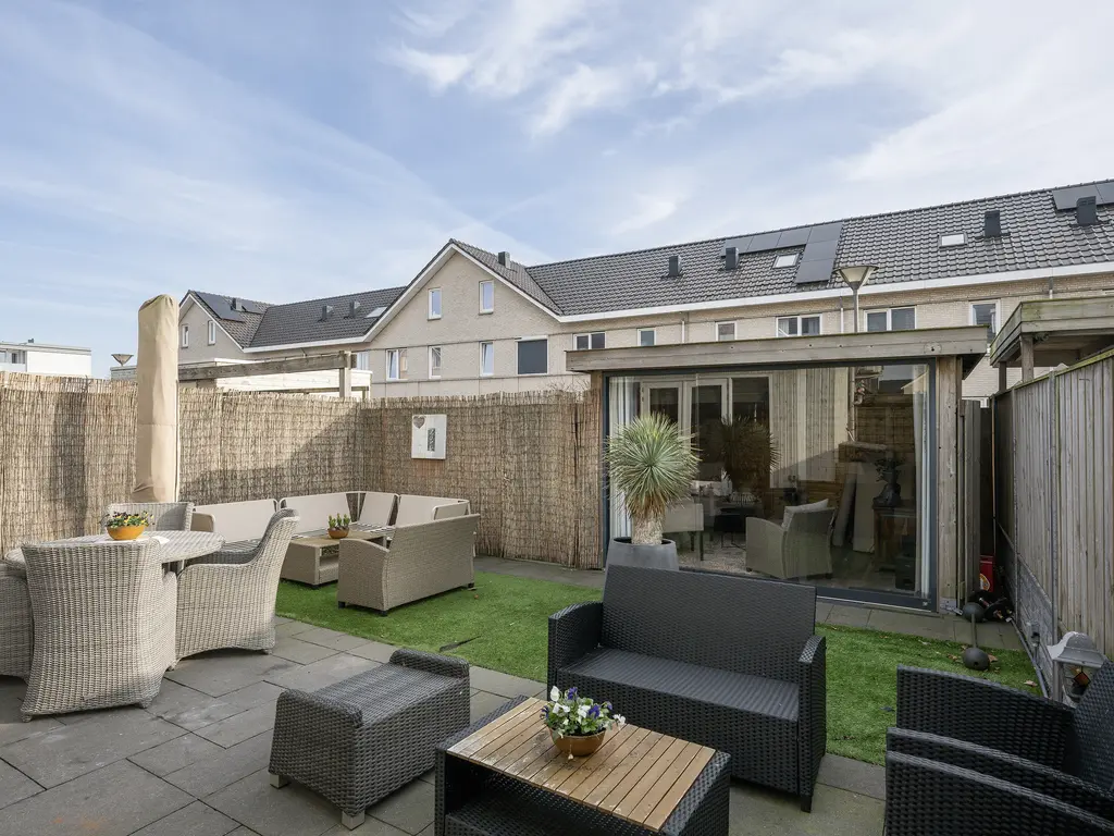 Leen van der Houwenstraat 38, HOEK VAN HOLLAND