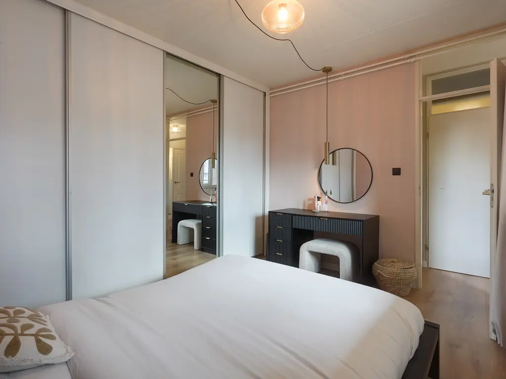 Van Tijnplein 2, NAALDWIJK