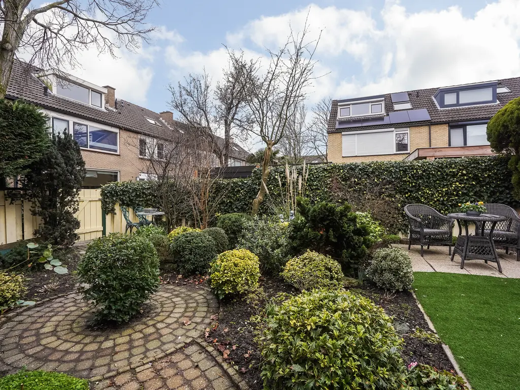 Vlierboompad 10, 'S-GRAVENZANDE