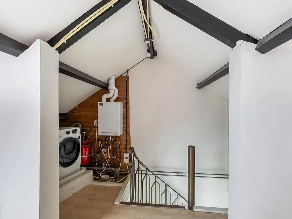 A.J. van Reststraat 14, POELDIJK