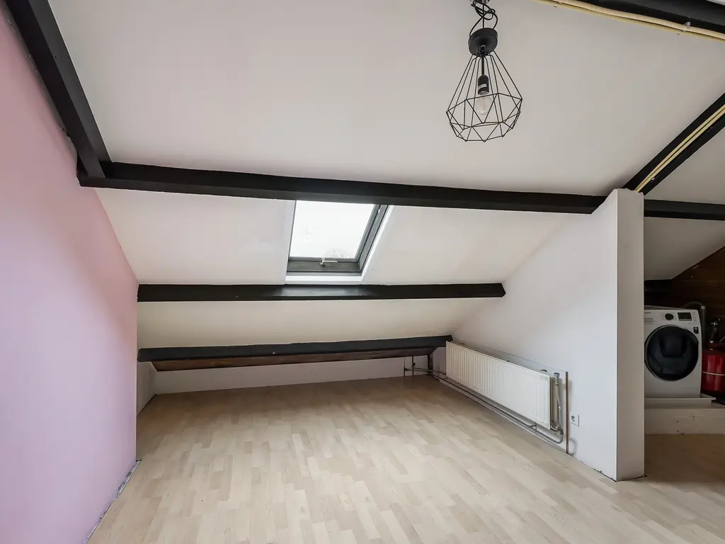 A.J. van Reststraat 14, POELDIJK