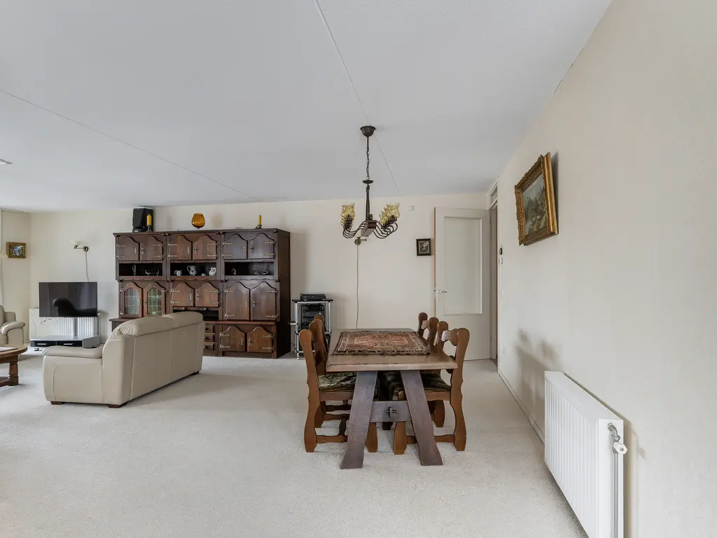 Choorstraat 37B, MONSTER