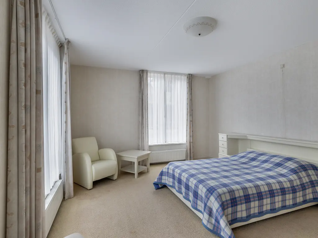 Choorstraat 37B, MONSTER