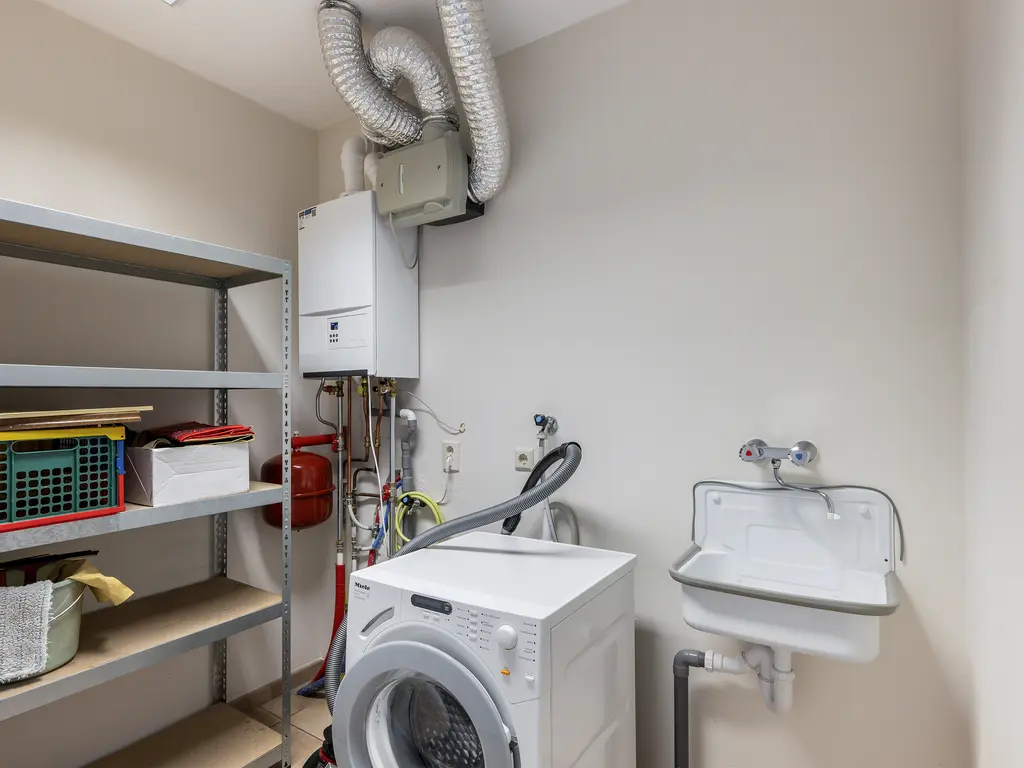 Choorstraat 37B, MONSTER