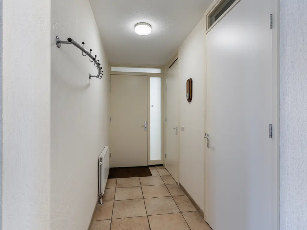 Choorstraat 37B, MONSTER