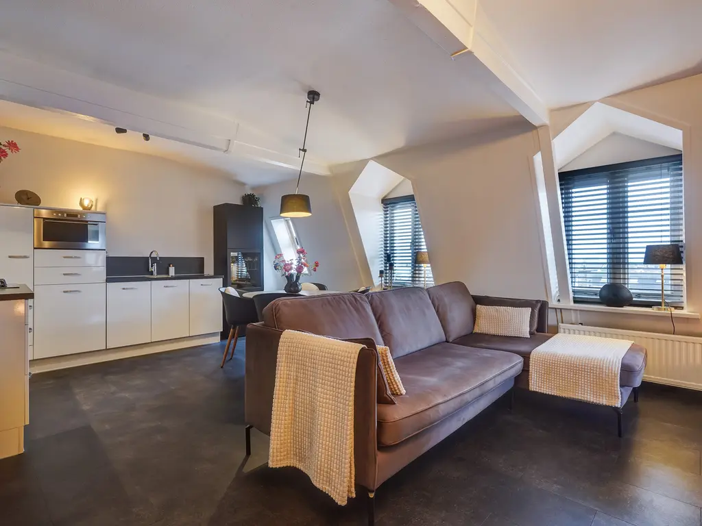 Havenstraat 18ap13, MONSTER