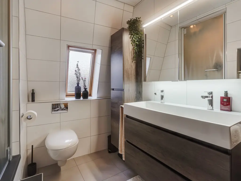 Havenstraat 18ap13, MONSTER